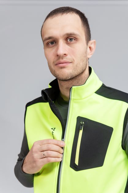 GR8119-103 Жилет муж. Fischer Softshell Warm, цв. черный-лимонный