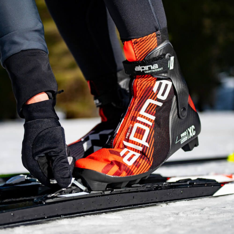 53A1-1B Лыжные ботинки унисекс ALPINA Skate, система NNN Pro, цв. красный