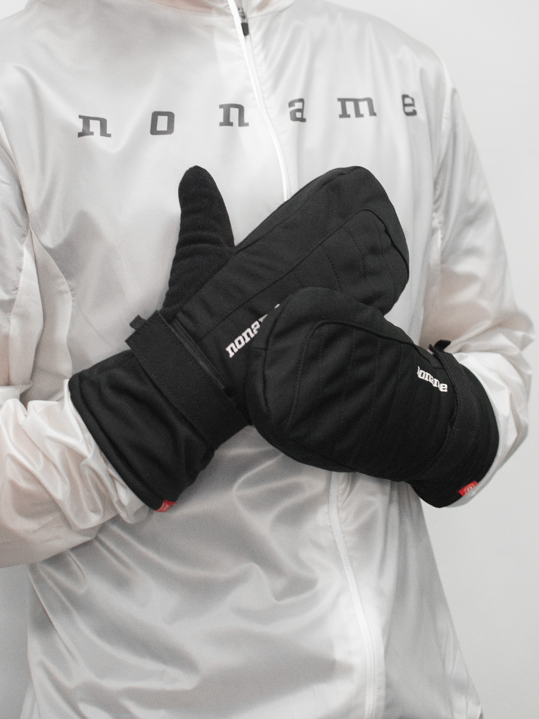 2001821-0001 Варежки унисекс NONAME Arctic Gloves 24, цв. черный