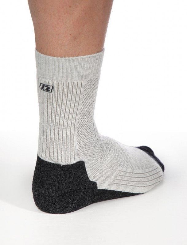 2001863-P172 Носки термо унисекс NONAME Classic Sock, высокая посадка, цв. св.серый-черный